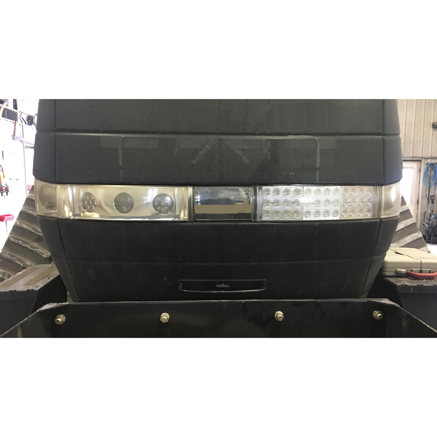 HA87309032 KIT1 Headlight Kit for Case IH Quadtrac Tractors